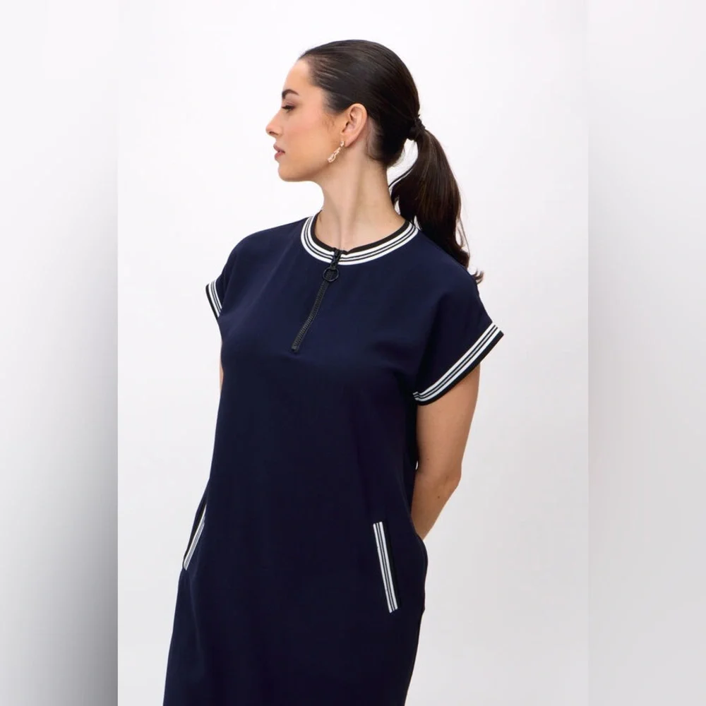 Zara Navy Short Sleeve Dress with White Trim - Picture 2 of 10
